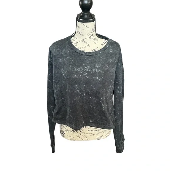 Kendall & Kylie Jenner Los Angeles Cropped Sweatshirt - Picture 2 of 7